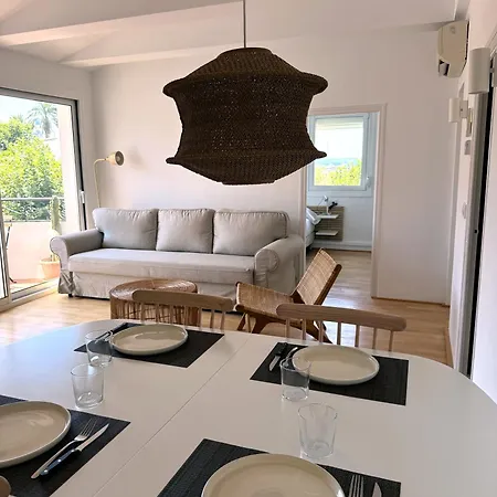 Apartment Cal Pop